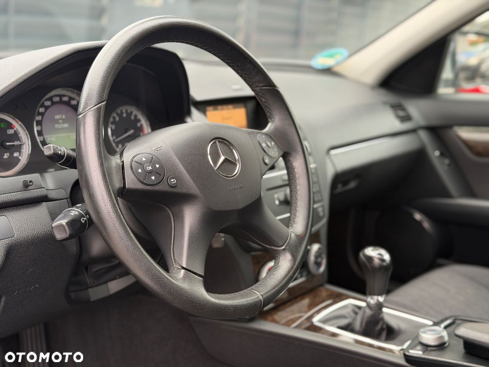Mercedes-Benz Klasa C 180 Kompressor Avantgarde - 12