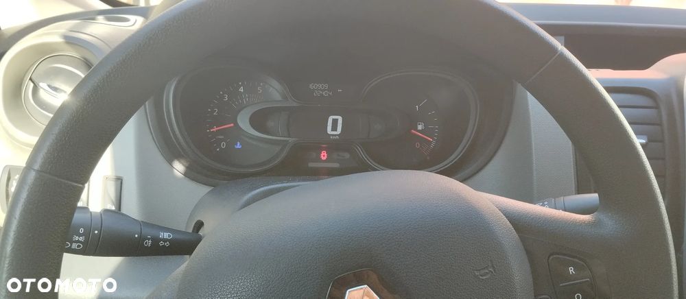 Renault Trafic - 9