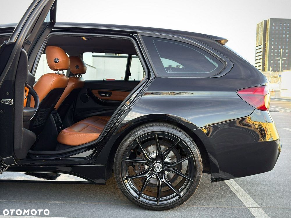 BMW Seria 3 320d Efficient Dynamics - 19