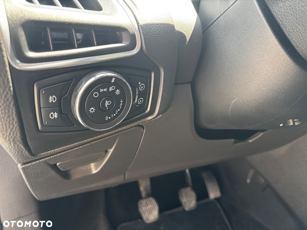 Ford Focus 2.0 TDCi Edition - 18