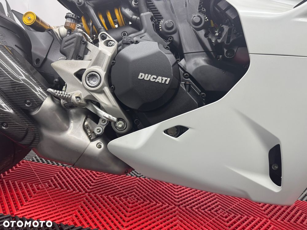 Ducati SuperSport - 39