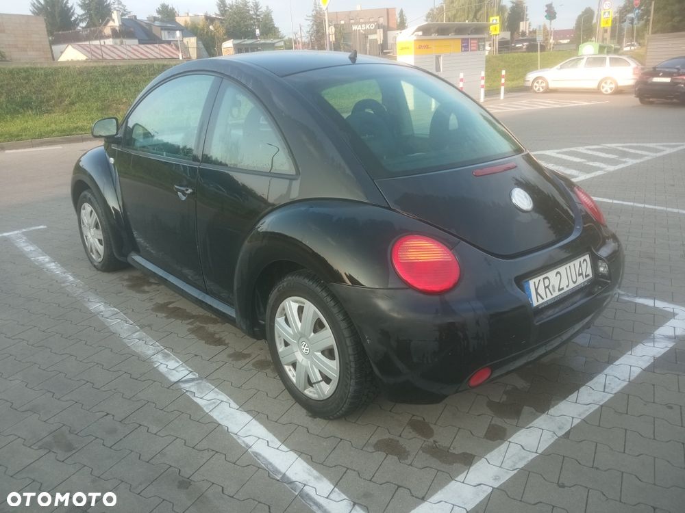 Volkswagen New Beetle - 3
