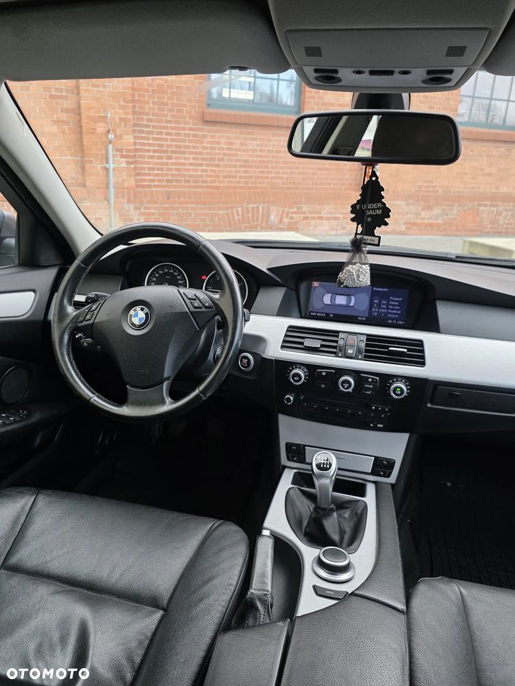 BMW Seria 5 520d Edition Lifestyle - 6
