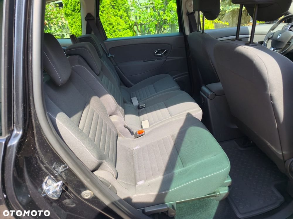 Renault Grand Scenic - 13