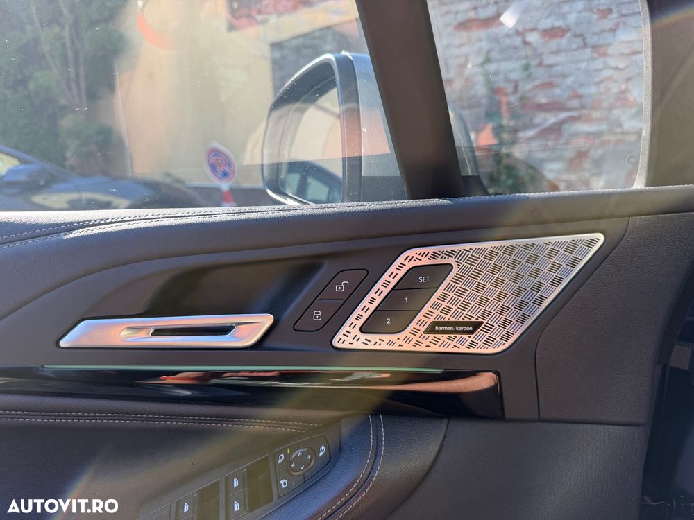 BMW Seria 2 218d AT - 7