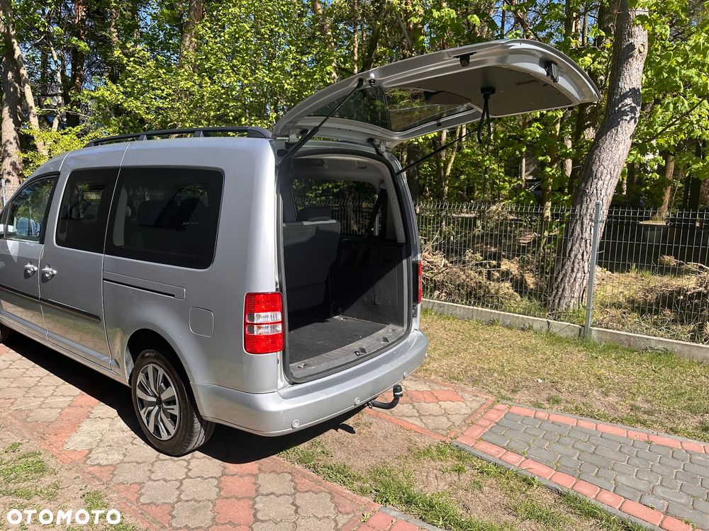 Volkswagen Caddy Maxi Highline BMT - 22