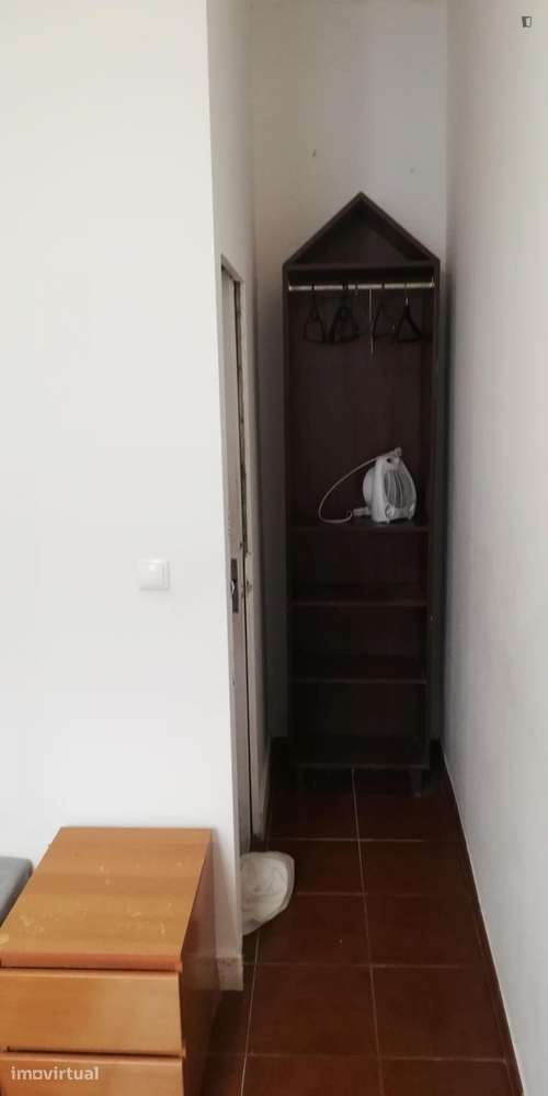 Quarto - localizado em Bairro Alto Lisbon - Grande imagem: 2/20
