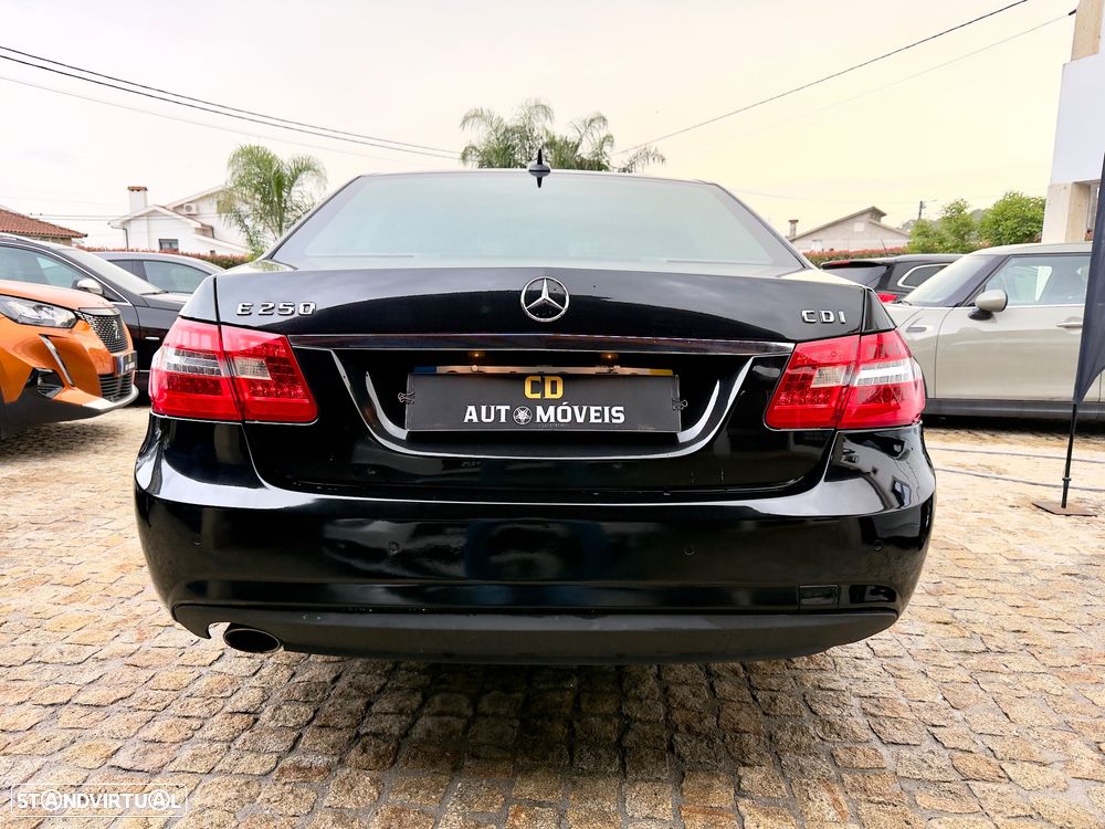 Mercedes-Benz E 250 CDI DPF BlueEFFICIENCY 7G-TRONIC Avantgarde - 22