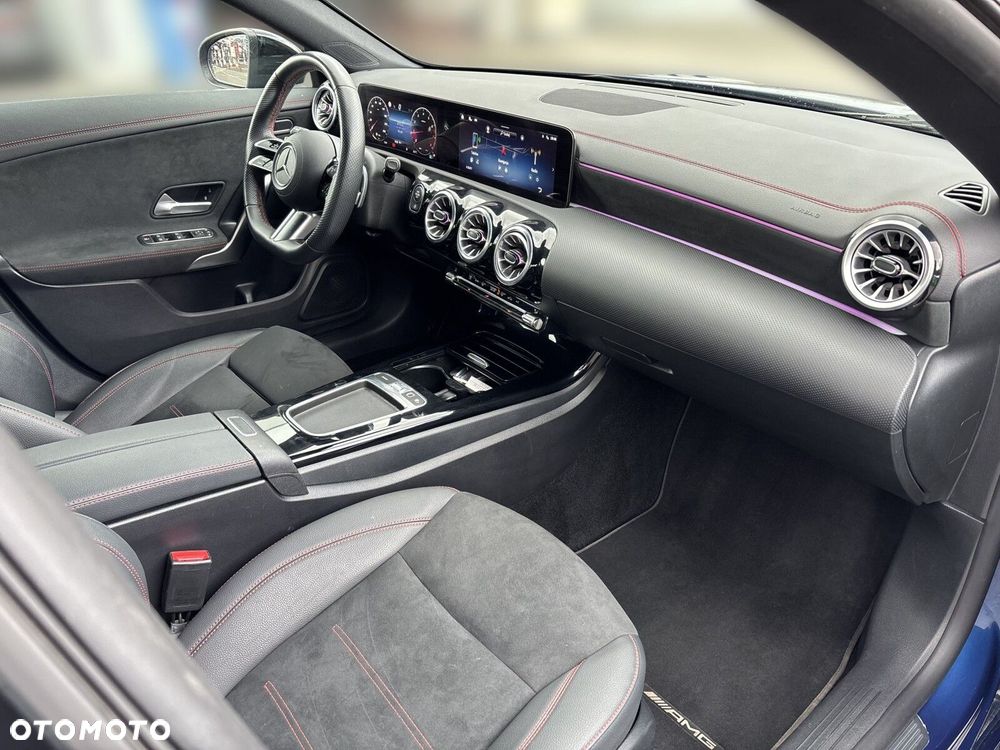 Mercedes-Benz CLA - 18