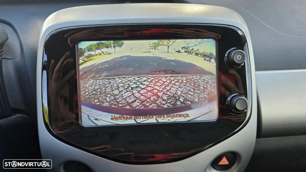 Toyota Aygo 1.0 X-Play+AC+X-Touch - 28