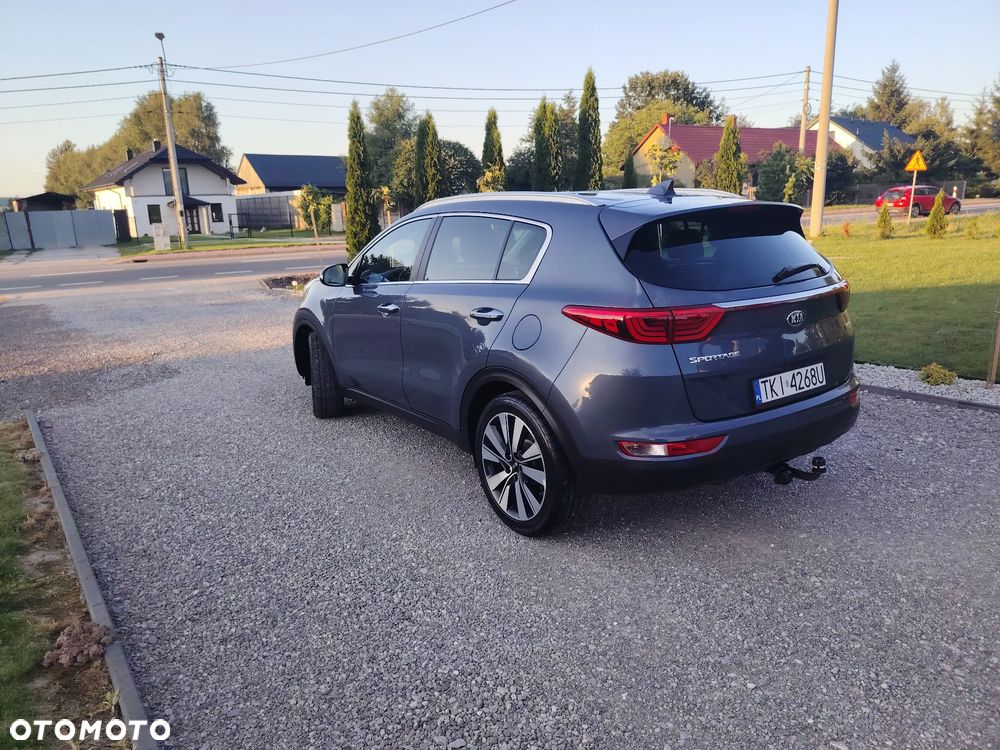 Kia Sportage 1.7 CRDI 2WD Dream-Team Edition - 2