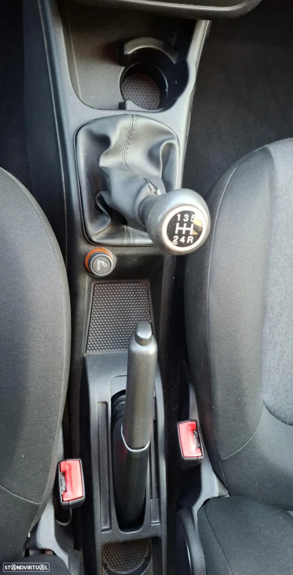 Fiat Punto 1.3 M-Jet Easy S&S - 10