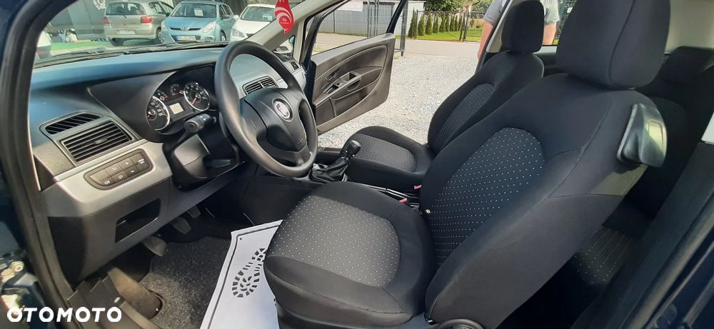 Fiat Grande Punto - 29