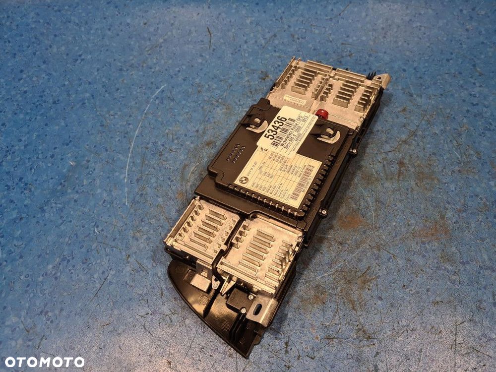 BMW 5 F11 WYŚWIETLACZ RADIA GPS 924389701C - 6