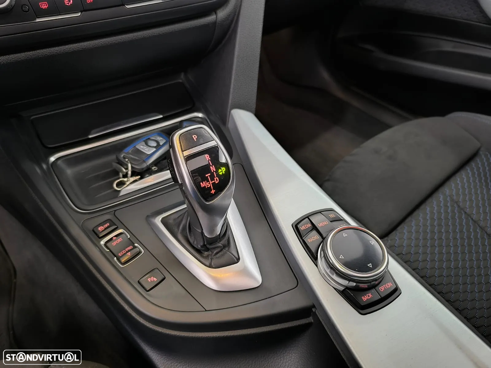 BMW 320 Gran Turismo d xDrive Auto Pack M - 48