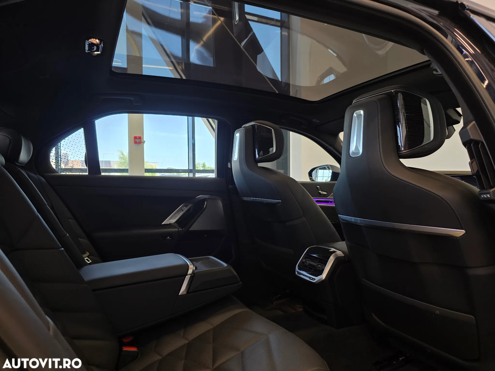 BMW Seria 7 740d xDrive - 11