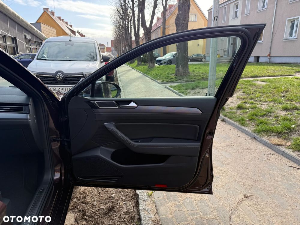 Volkswagen Passat 1.4 TSI (BlueMotion Technology) Trendline - 11