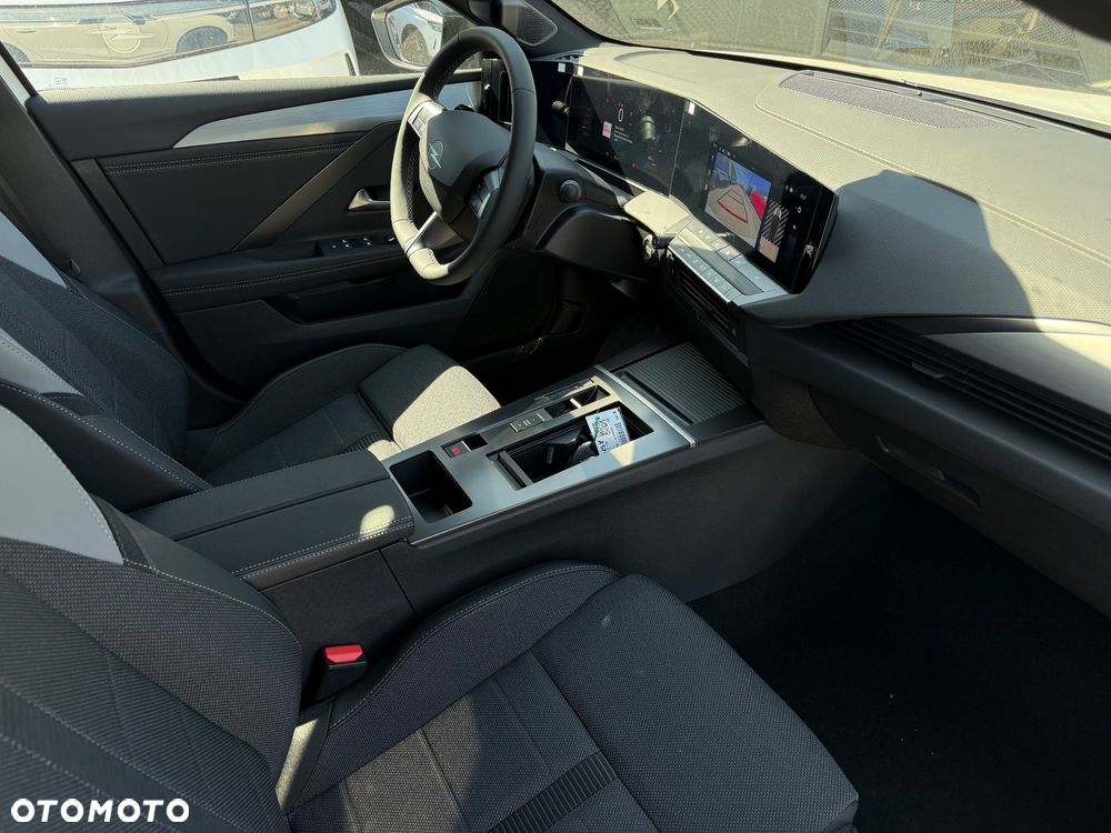 Opel Astra - 11