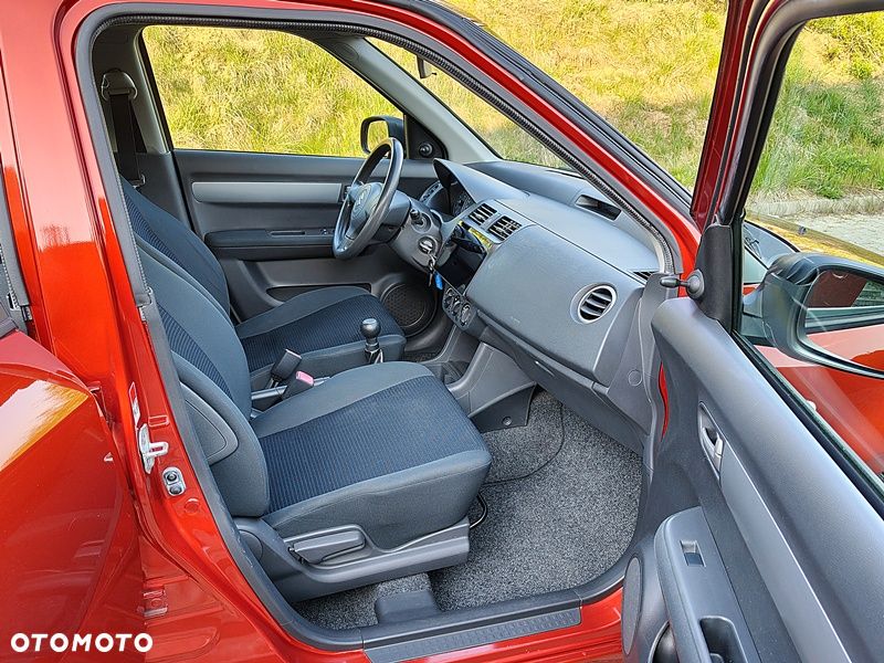 Suzuki Swift 1.3 GS / Premium - 9