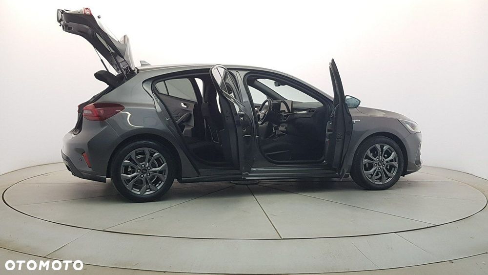 Ford Focus - 12