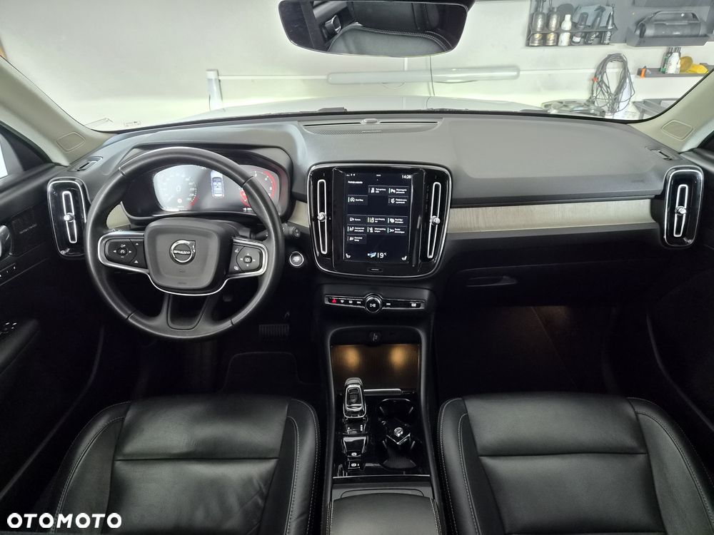 Volvo XC 40 - 7
