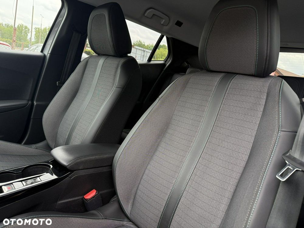 Peugeot 2008 1.5 BlueHDi Allure Pack S&S - 12