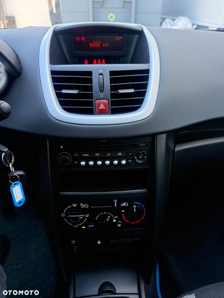 Peugeot 207 1.4 16V Trendy - 9