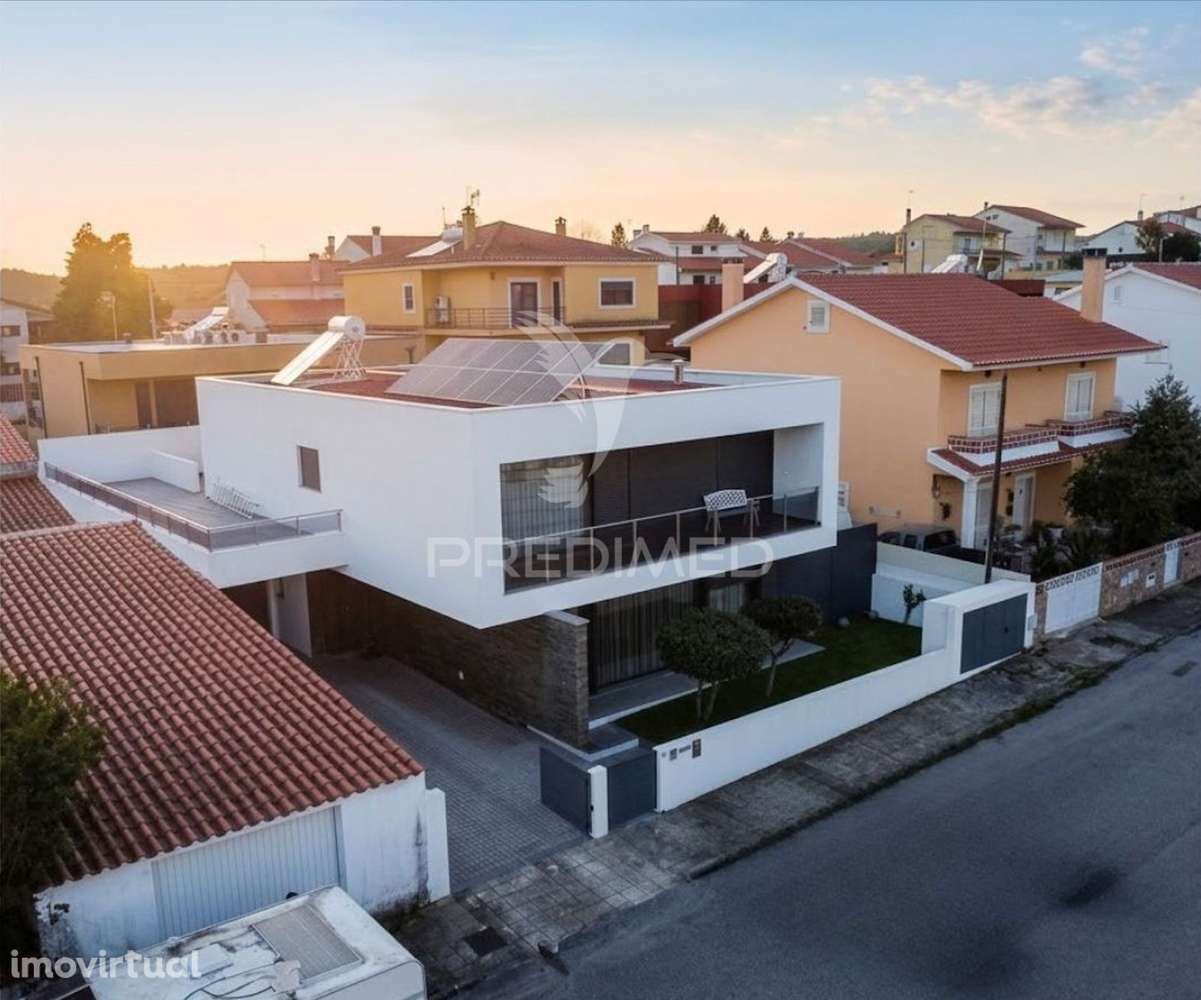 Moradia Moderna T3+1 Casais de Revelhos - Grande imagem: 2/11