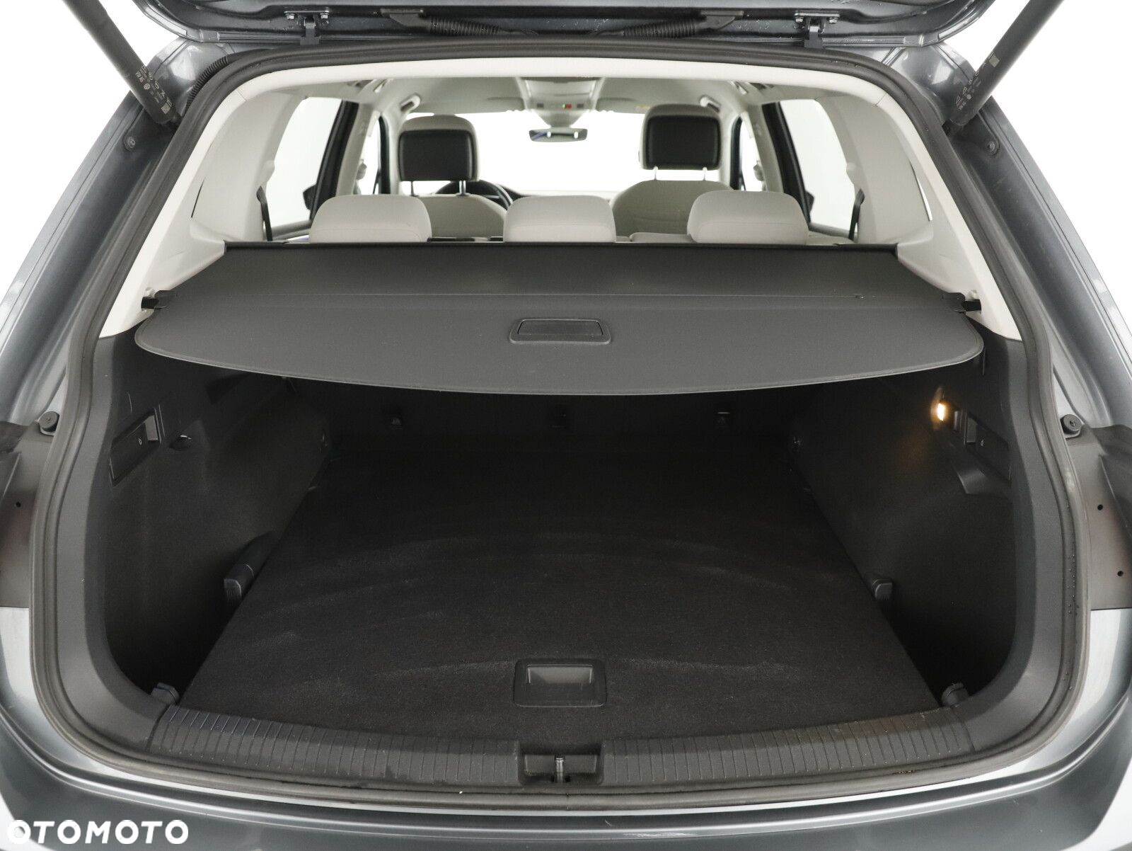 Volkswagen Tiguan 2.0 TSI 4Mot Elegance DSG - 26
