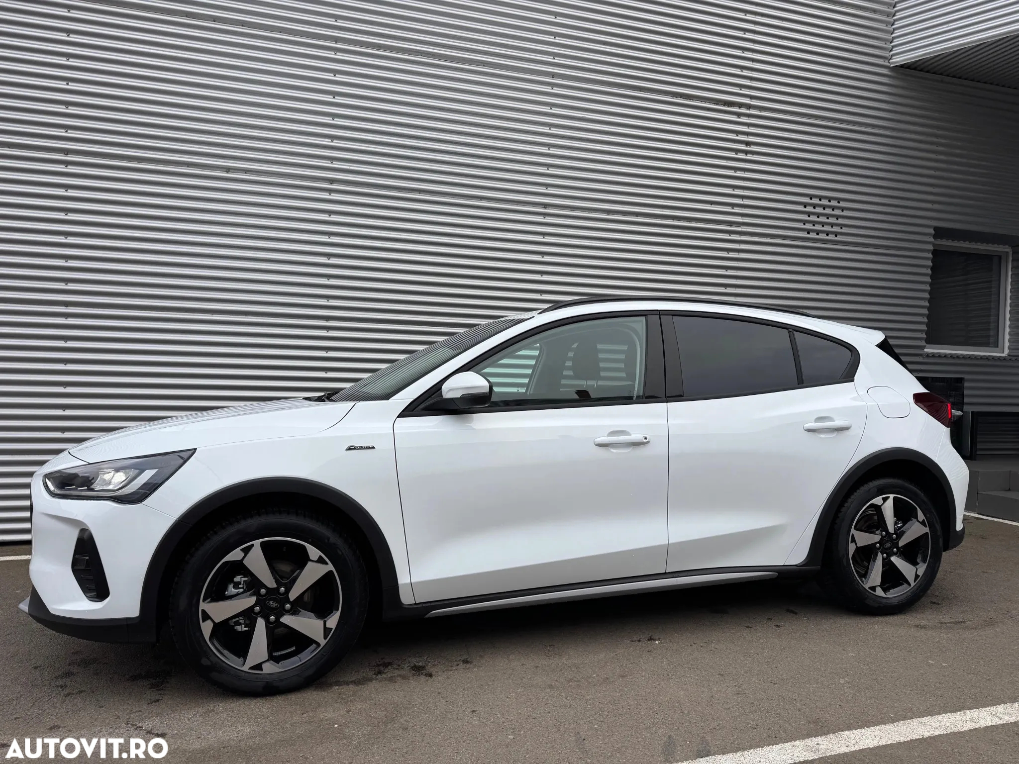 Ford Focus 1.0 EcoBoost MHEV Active X - 17