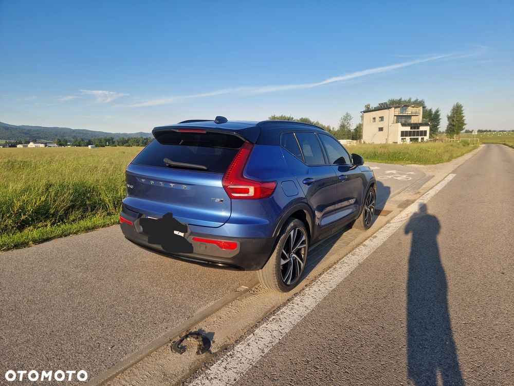 Volvo XC 40 T5 AWD R-Design - 3
