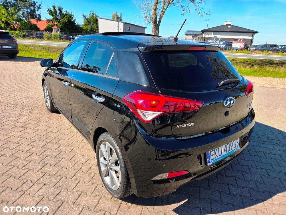 Hyundai i20 1.4 Premium - 13