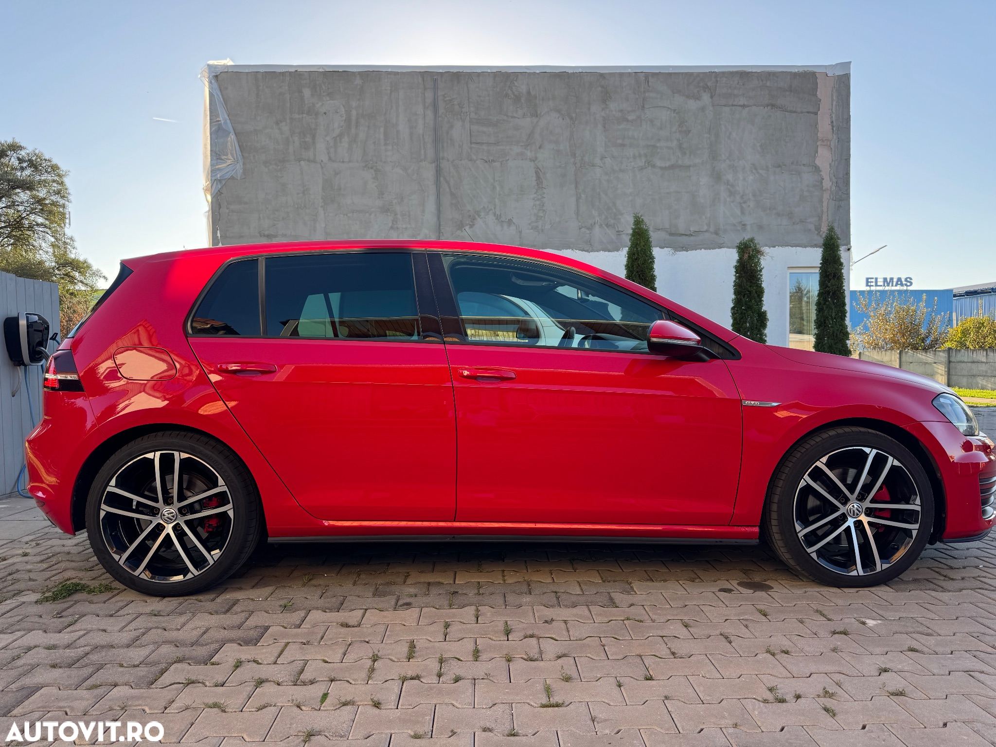 Volkswagen Golf 2.0 TDI DPF BMT GTD - 19