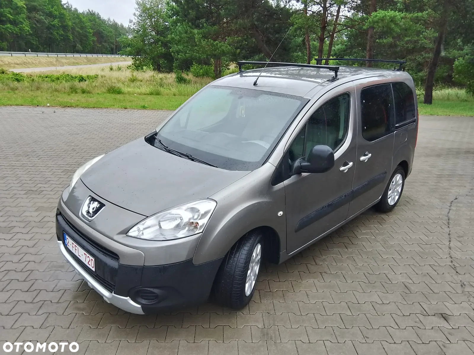 Peugeot Partner Tepee 90 Family - 17