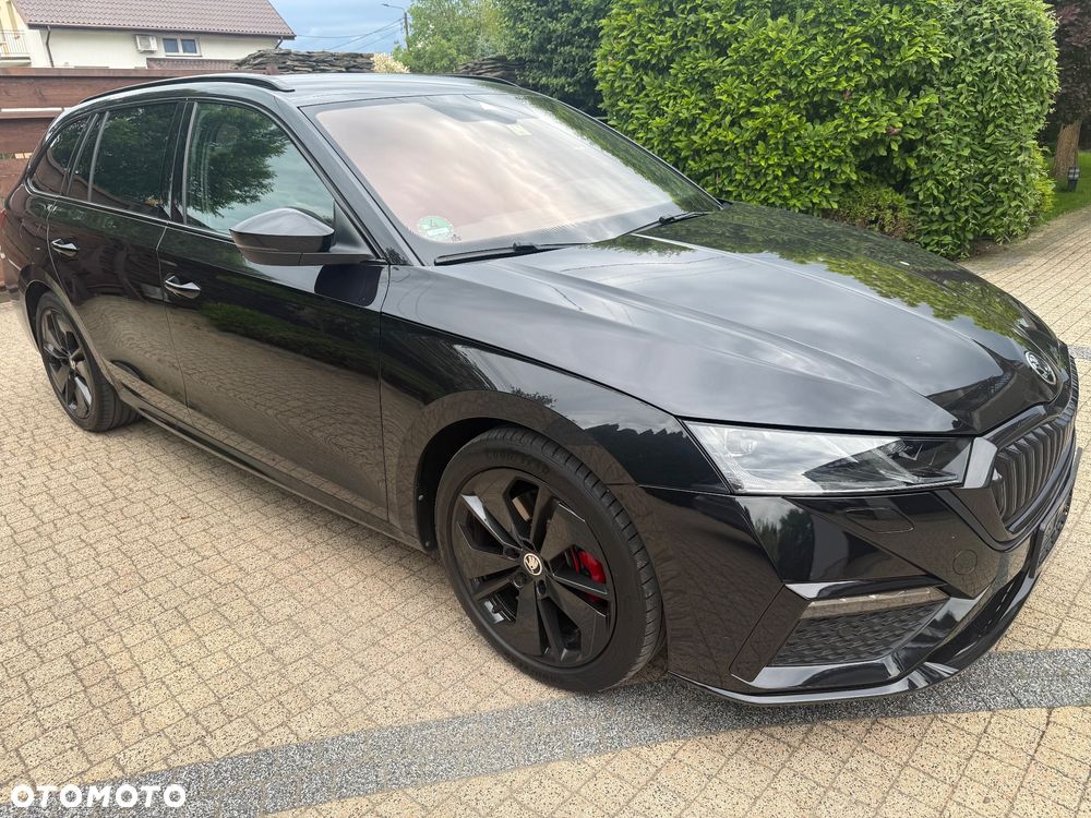 Skoda Octavia 2.0 TDI DSG RS - 29