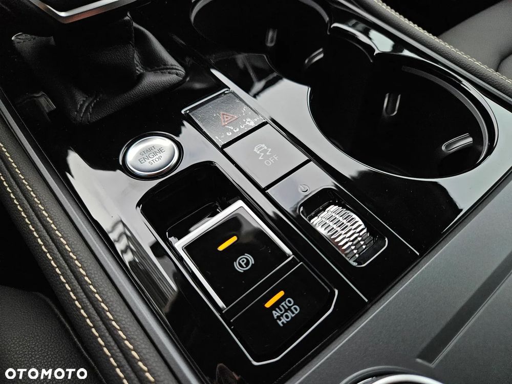 Volkswagen Touareg 3.0 V6 TFSI Plug-In Hybrid 280kW 4Motion Elegance - 8