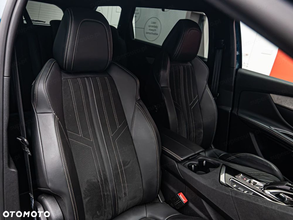 Peugeot 5008 1.6 PureTech GT S&S EAT8 - 8