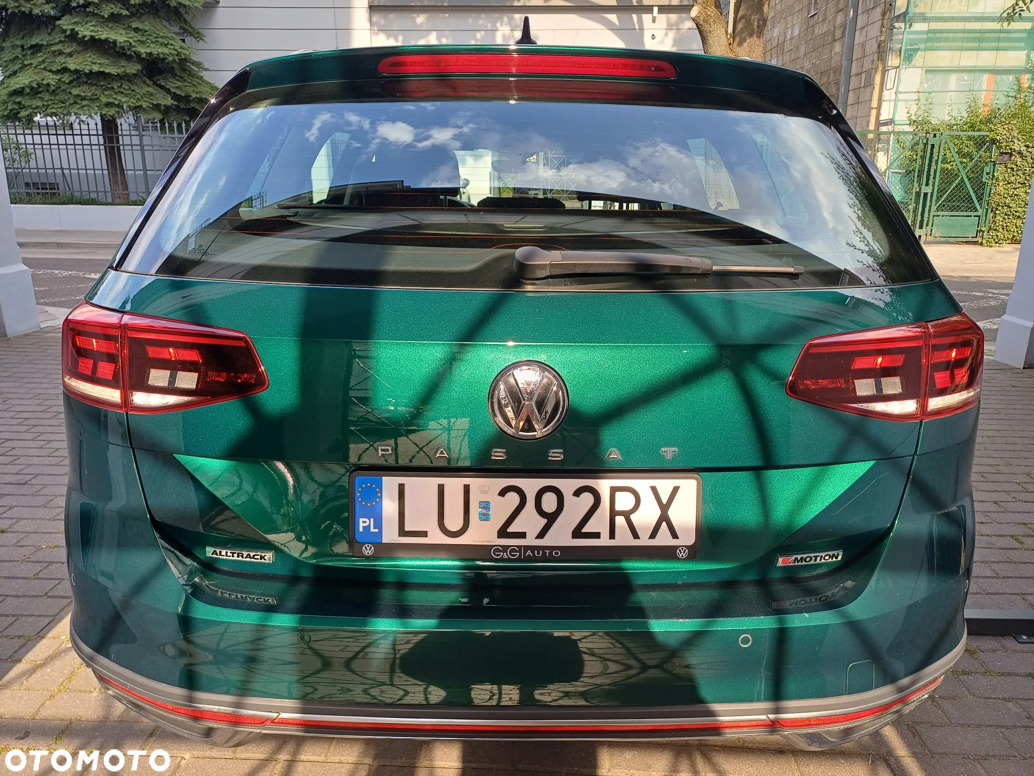 Volkswagen Passat Variant 2.0 TDI SCR DSG 4Motion Alltrack - 3