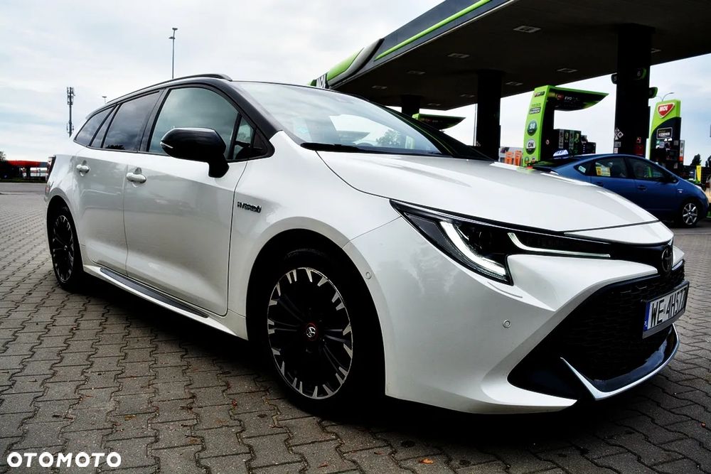 Toyota Corolla 2.0 Hybrid GR Sport - 19