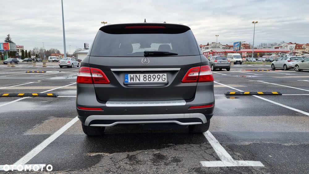 Mercedes-Benz ML - 4