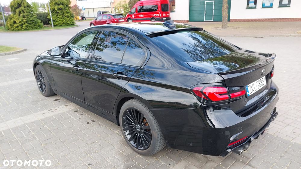 BMW Seria 3 328i xDrive Sport-Aut Luxury Line - 14