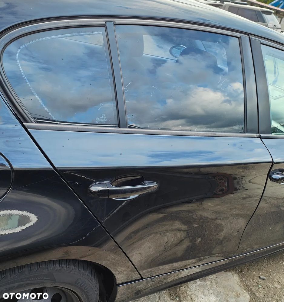 BMW SERII 1 E87 08r DRZWI PRAWY TYŁ PRAWE TYLNE 475/9 - 1