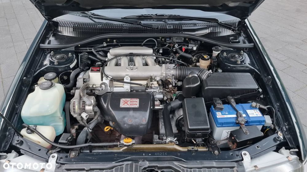 Toyota Carina - 8