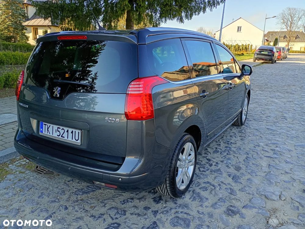 Peugeot 5008 HDI 115 Allure - 30