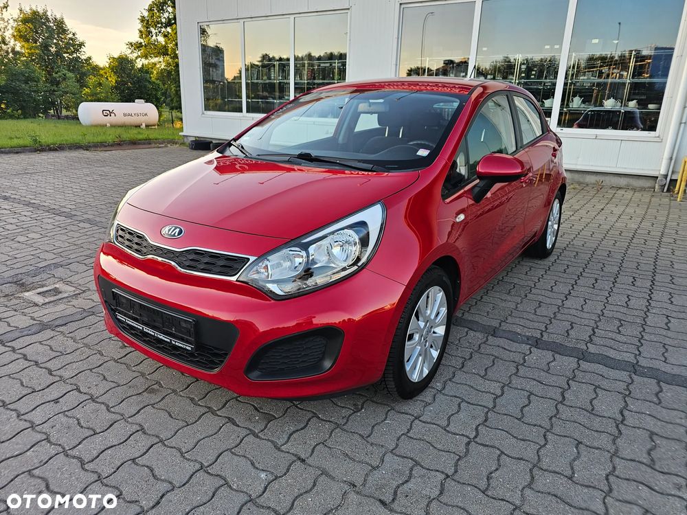 Kia Rio - 1