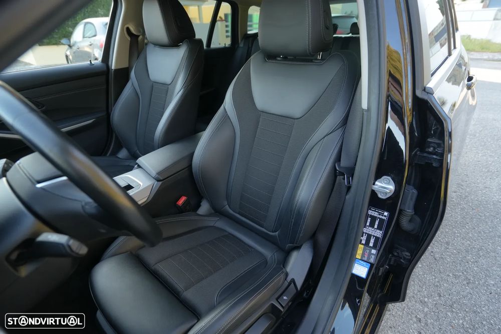 BMW 320 e Aut. Sport Line - 11