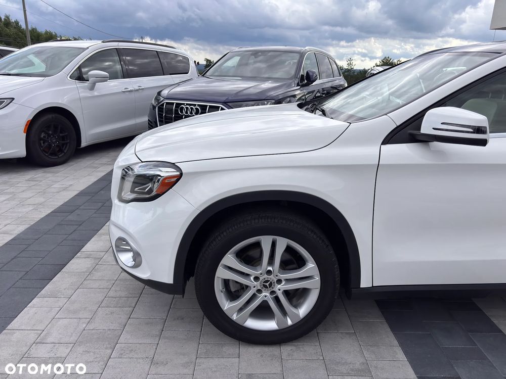 Mercedes-Benz GLA 250 4Matic 8G-DCT Edition 1 - 4