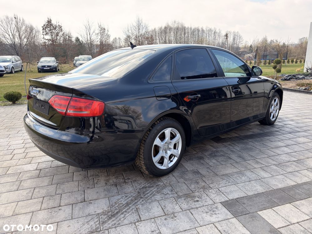Audi A4 Limousine - 3
