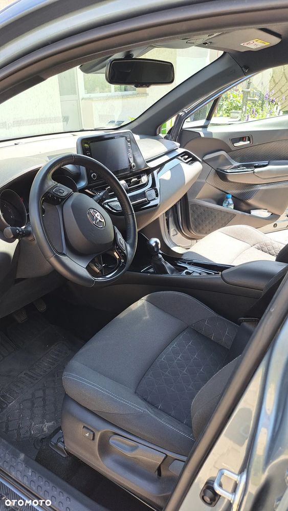 Toyota C-HR 1.2 T Style - 10