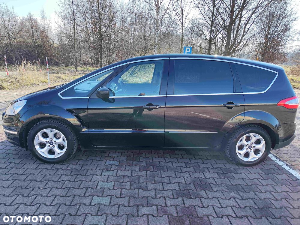 Ford S-Max - 16